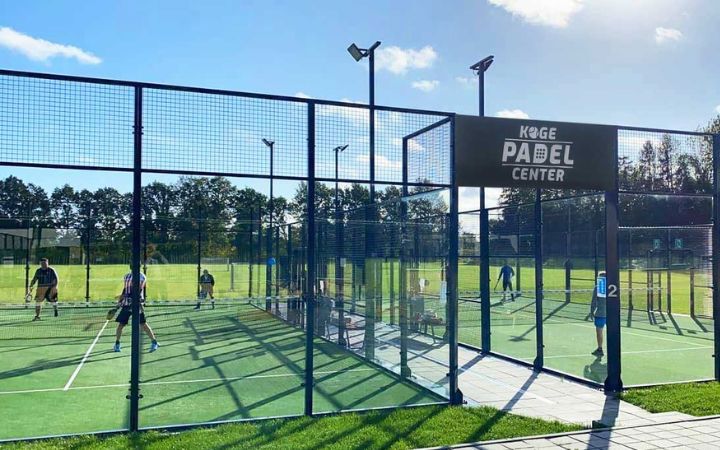 Sådan spiller du padel